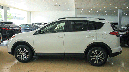 Toyota RAV4 2017 đầu tiên tại Việt Nam Toyota RAV4 2017 đầu tiên tại Việt Nam